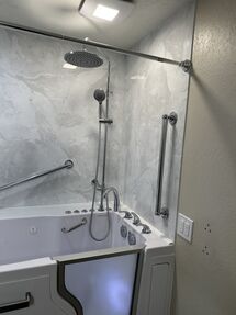 Before & After Walk -In Tub Conversion in Chandler, AZ (6)