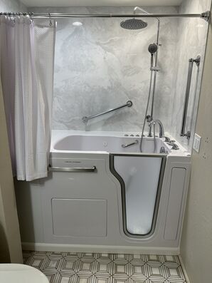 Before & After Walk -In Tub Conversion in Chandler, AZ (8)