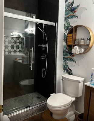 Walk-In Shower Installation in Phoenix, AZ (1)